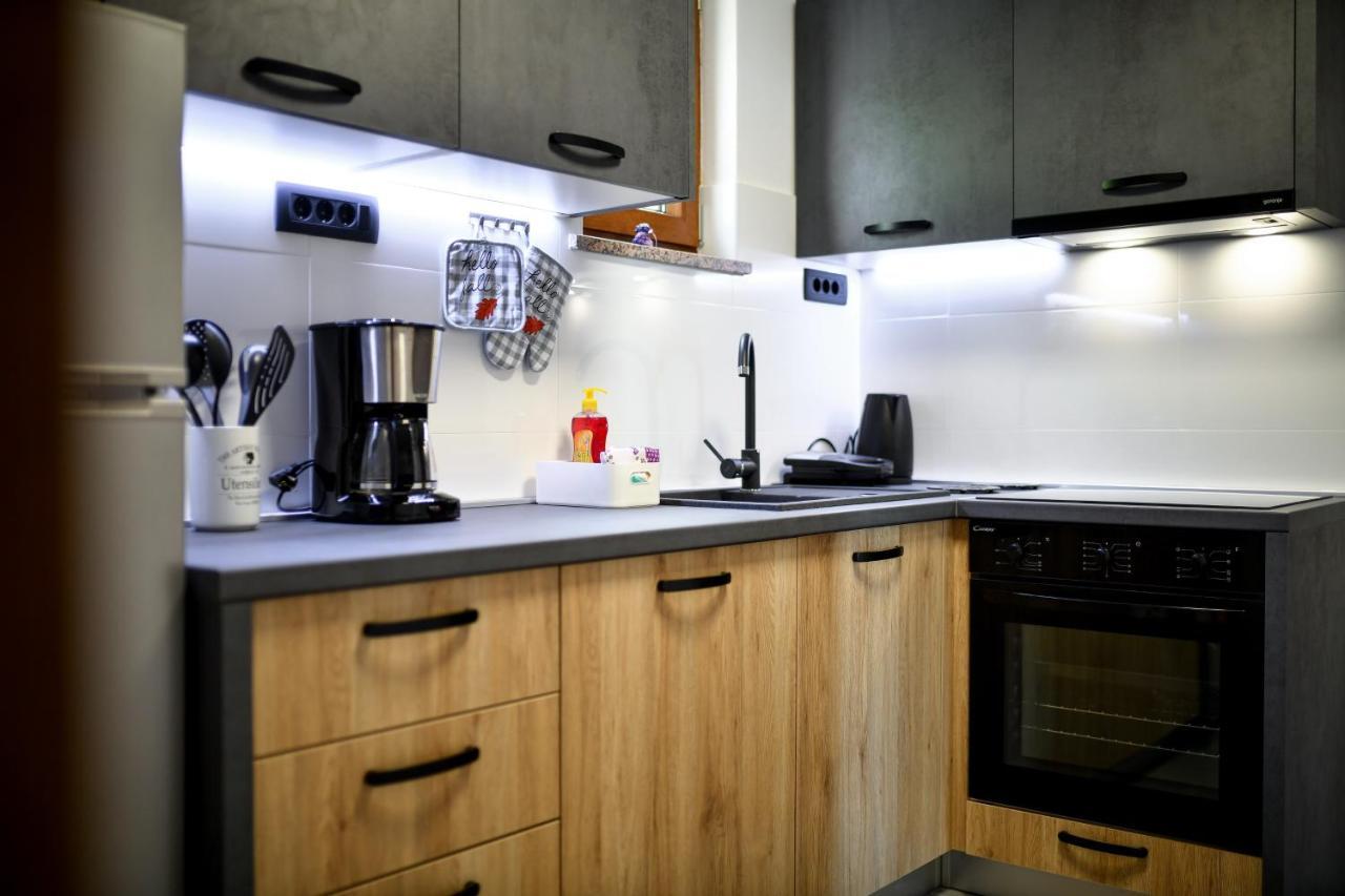 Holiday Home Skevini Dvori Stari Grad Kültér fotó